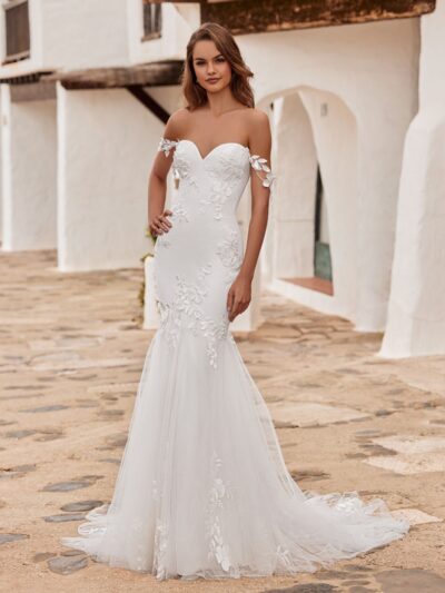 Dixie Love by Enzoani wedding dress in Durban