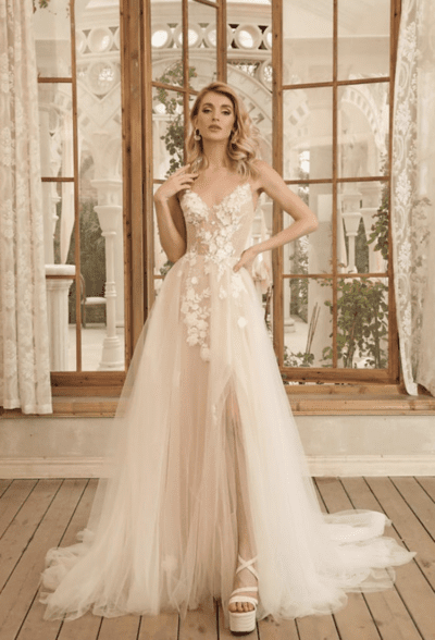 Alinza Chic Nostalgia wedding dress in durban